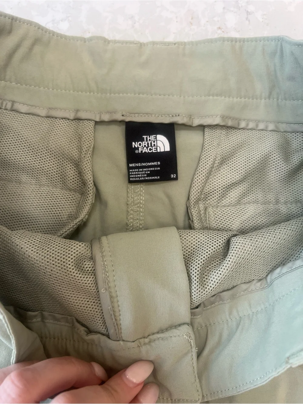 The North Face Men's Light Olive Green Flat-Front Shorts